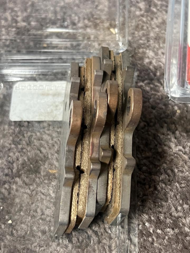 Aprilia RS 660 Brembo z04 Bremsbeläge gebraucht 50€