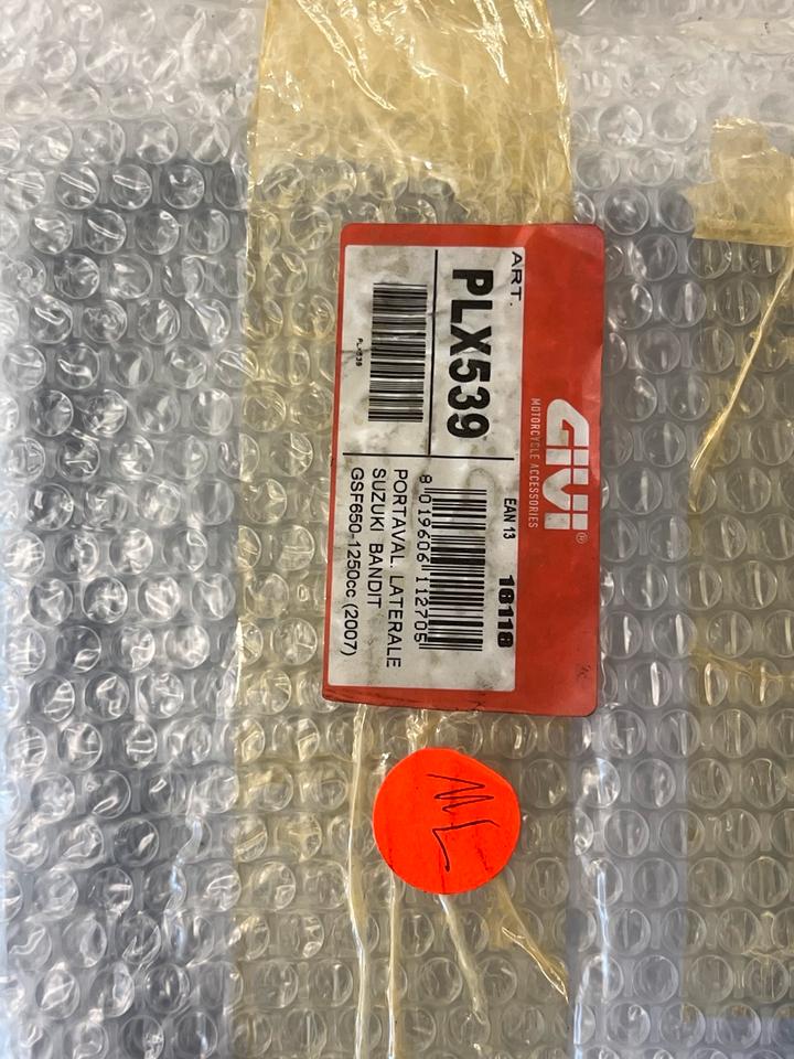 Suzuki Bandit 650 1250 kofferträger givi neu 85€