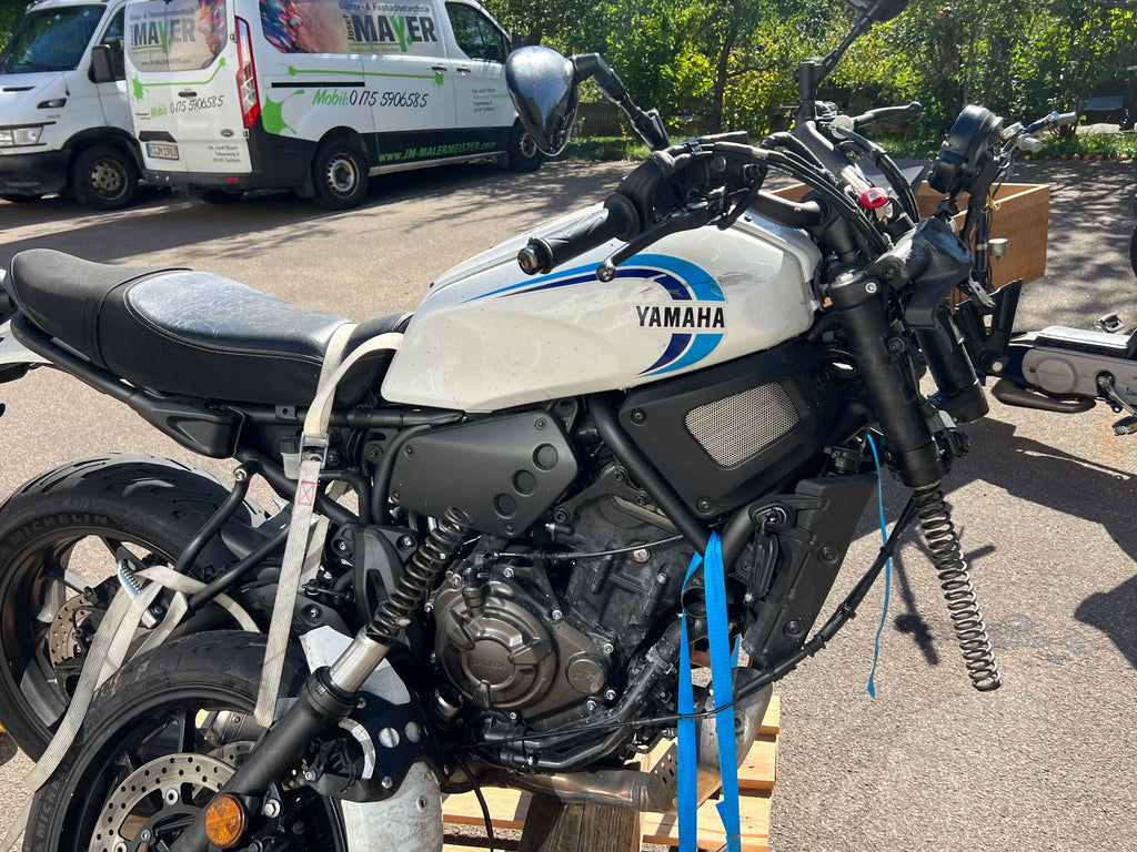 Yamaha XSR 700 Unfall von 2024 2500€