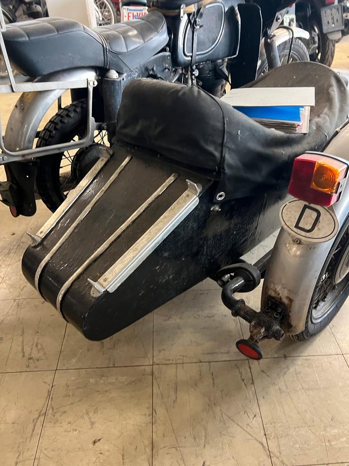 Bmw R 26 R 27 Gespann mit Steib 3900€