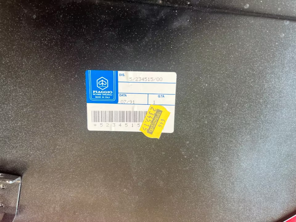 Vespa PK Seitendeckel links – neu (Piaggio 234515)