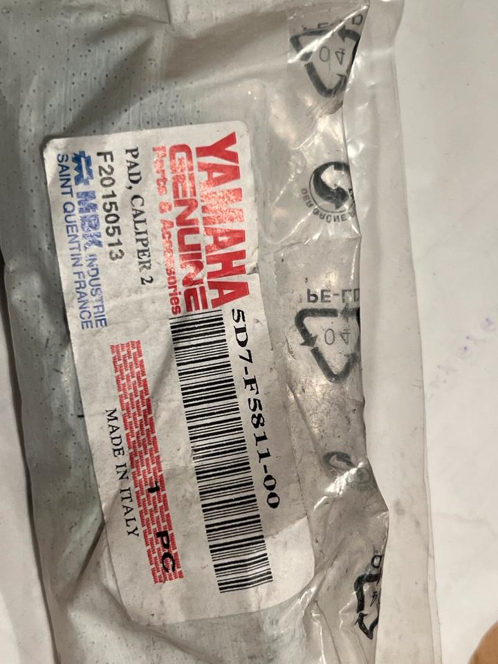 Yamaha YZF125 Bremsbeläge 5D7-F5811-00 neu