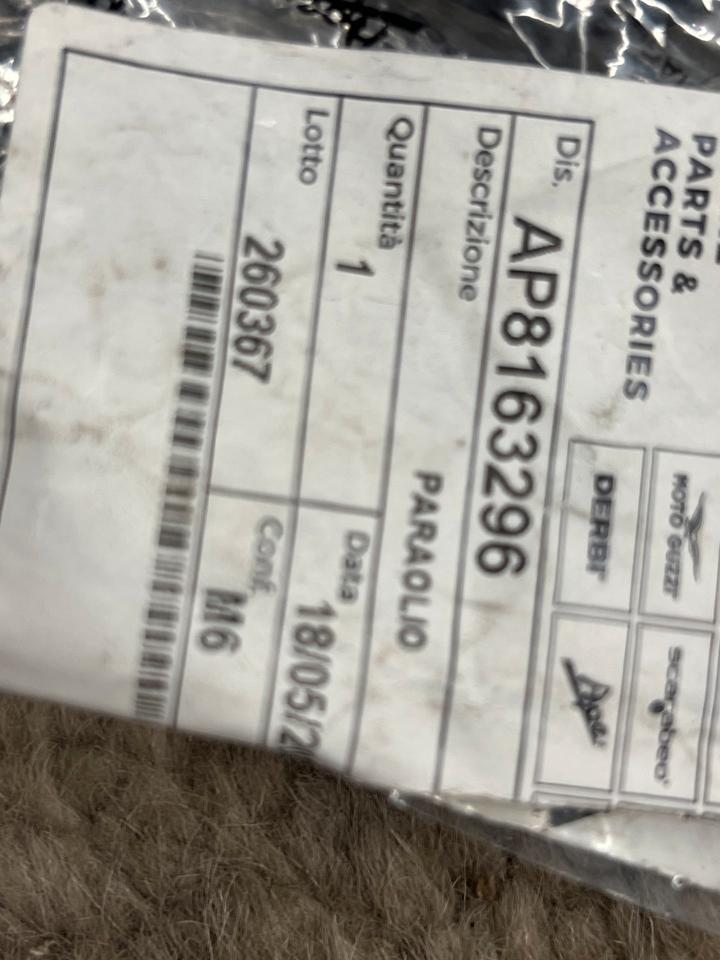 Piaggio. Aprilia Leonardo 125 250 gabelsimmeringAP8163296