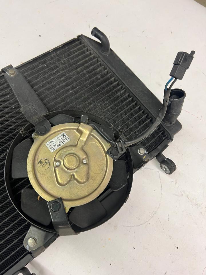 Yamaha r6 typ rj03 kühler 80€