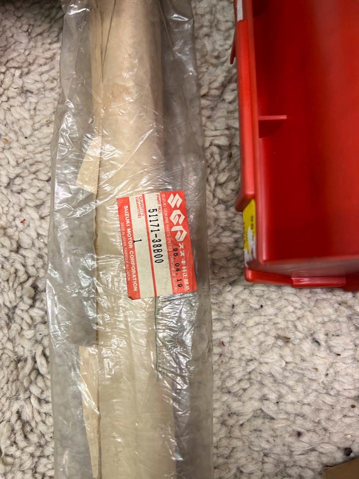 Suzuki 51171-38B00-000 VS 1400 intruder gabelfeder neu 40€