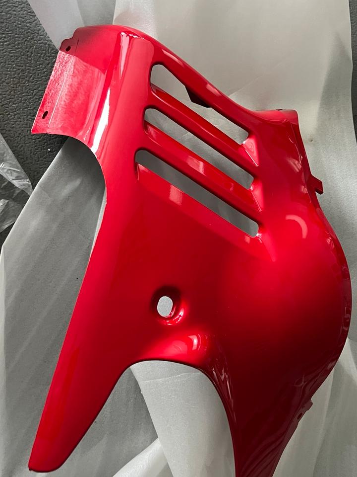 Suzuki GSXF 600 760 Verkleidung links neu 94431-19C00-1TY 70€