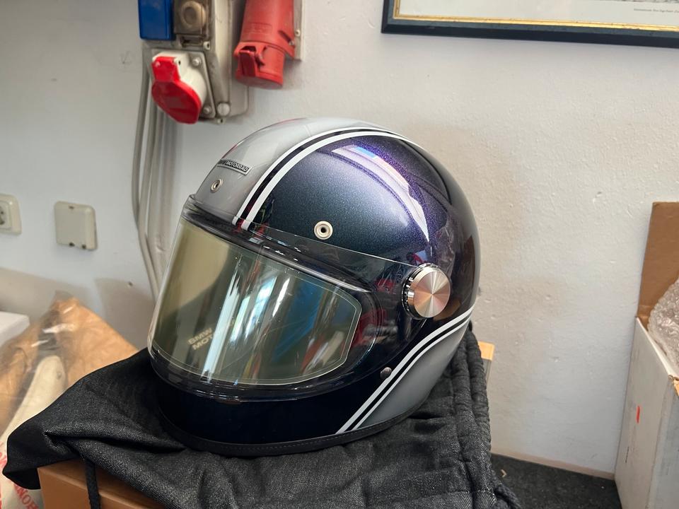 BMW Motorrad Helm Größe S 55/56 mit getöntem Visier