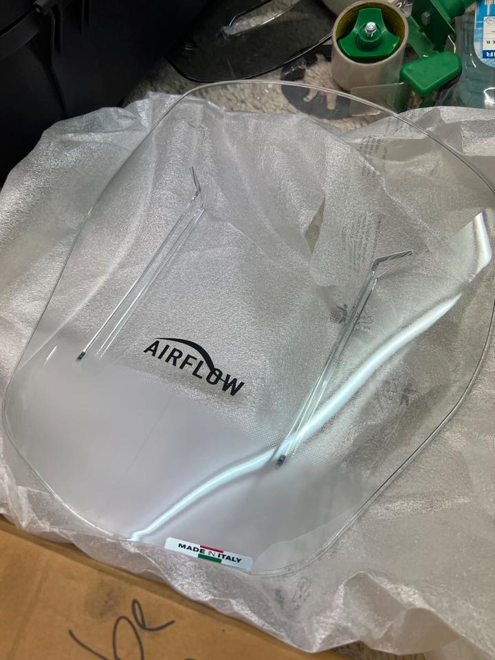 Gilera gp 800 windschild airflow neu 60€