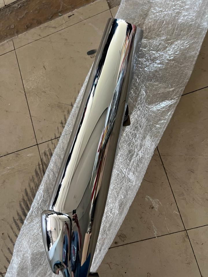Triumph boneville speedmaster Auspuff links 70€