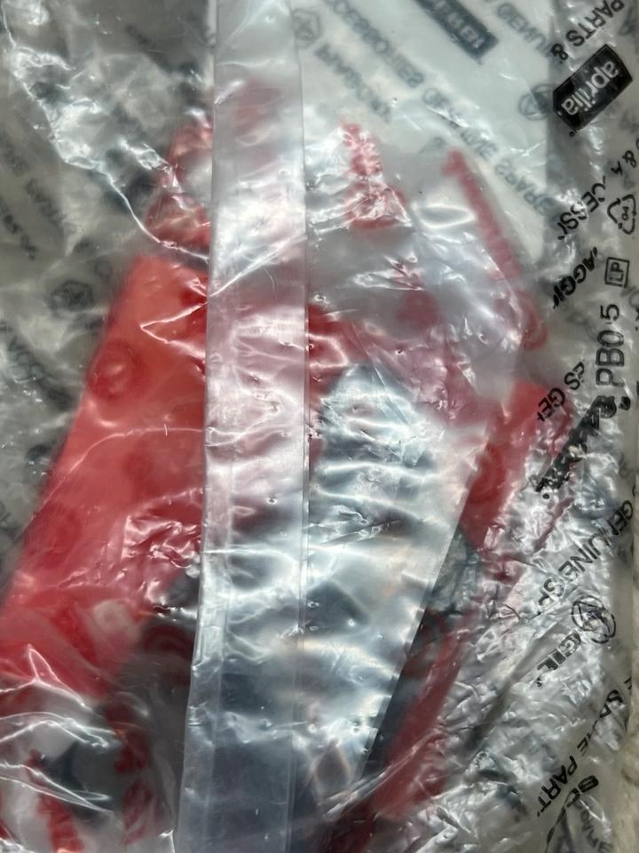 Gilera GP 800 Bremsbeläge vorne 650097 neu 20€