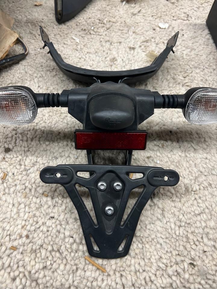 Triumph Daytona 675 kennzeichnen Halter Blinker 70€ zusammen