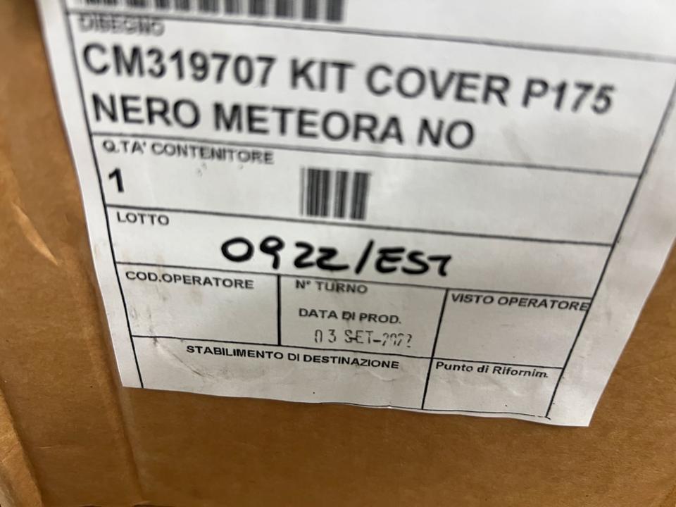 Piaggio Beverly S 300 Abdeckung für Koffer 32l cm319707