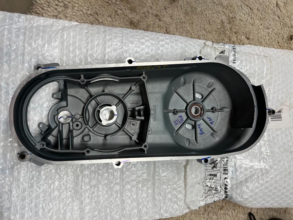 Aprilia sxr 4t Motor Gehäuse Deckel 1A001092 20€