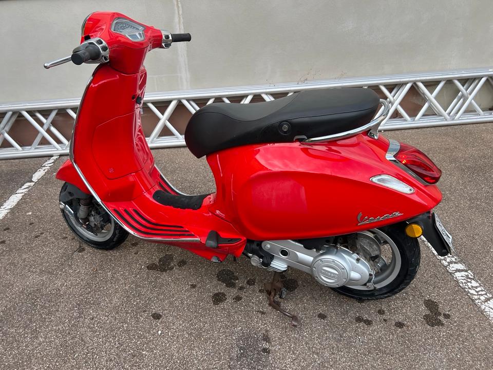 Vespa Primavera 50 von 2018 1650€