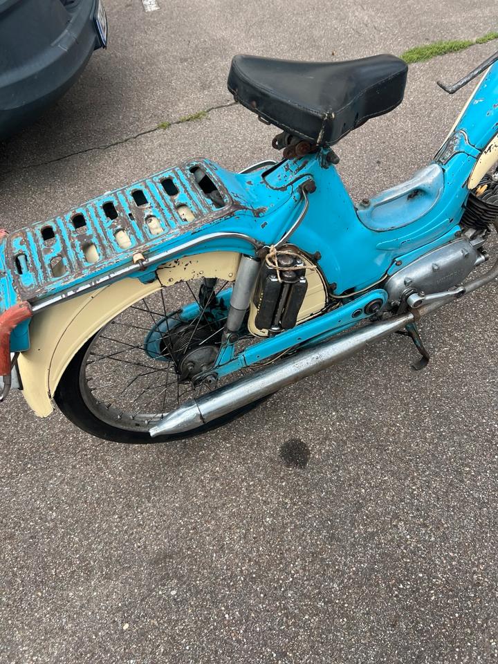 Victoria Moped Vicky 750€