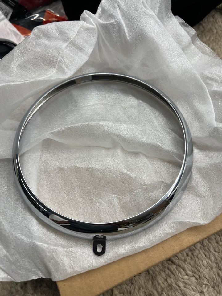 Harley Davidson Street Chrom Ring Scheinwerfer FLST