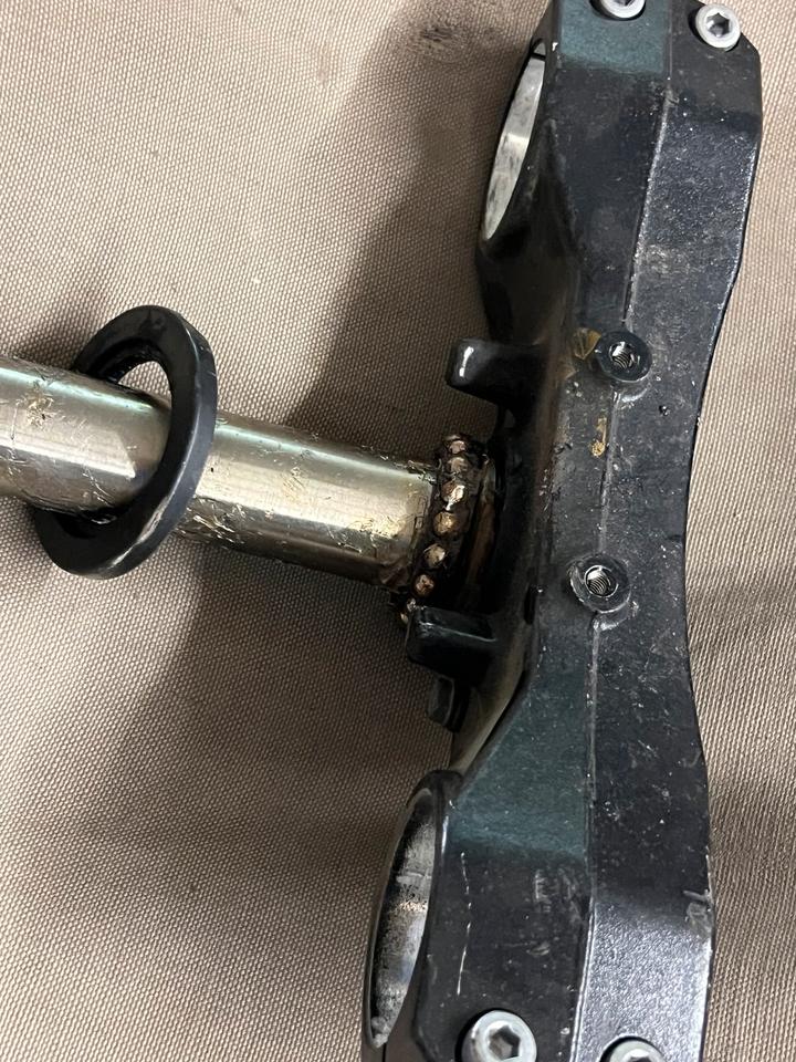 Kawasaki Z 1000 Gabeljoch 60€