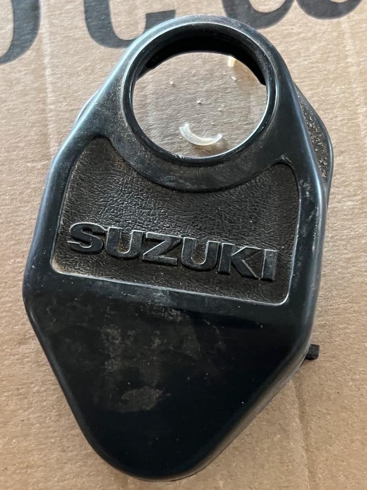 Suzuki GN 125 Abdeckung zündschloss 18€