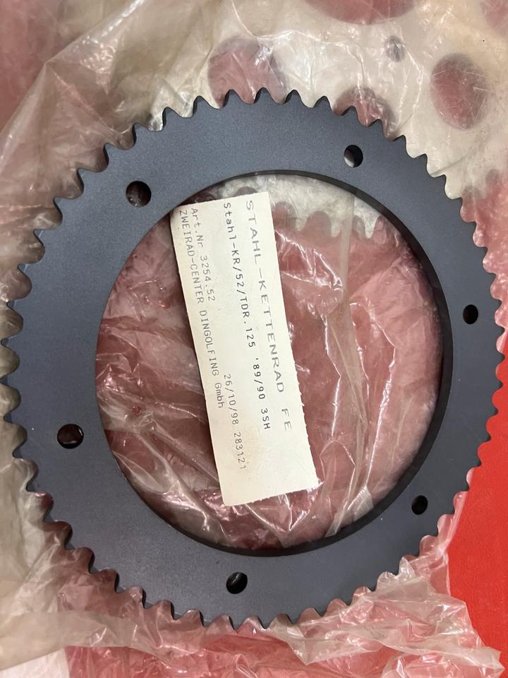 Yamaha TDR 125 kettenrad neu 15€