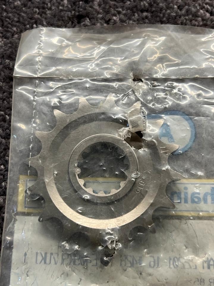 Suzuki dr 125 ritzel Afam neu 22201-16