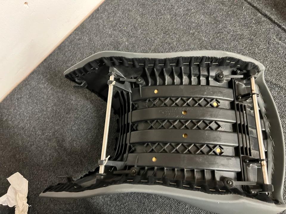 BMW R1200 GS Sitz Fahrersitz 80€