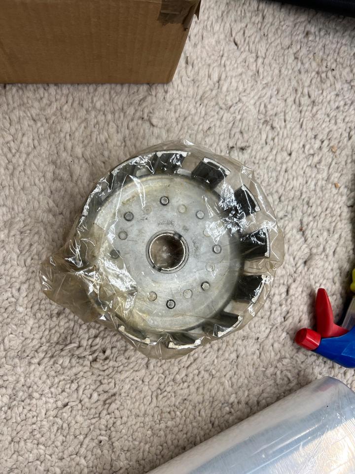 Kawasaki GPZ 305 Kupplungskorb neu 13095-1020