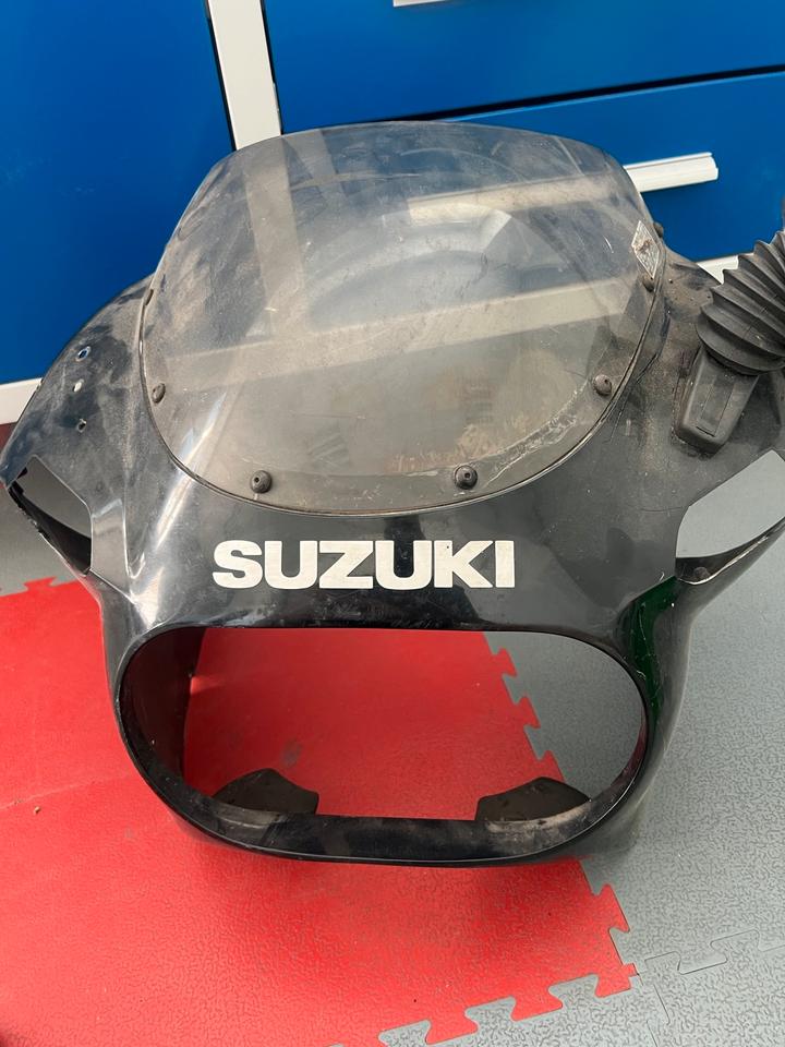 Suzuki gsxr 400 alt Verkleidungsoberteil Kanzel 45€