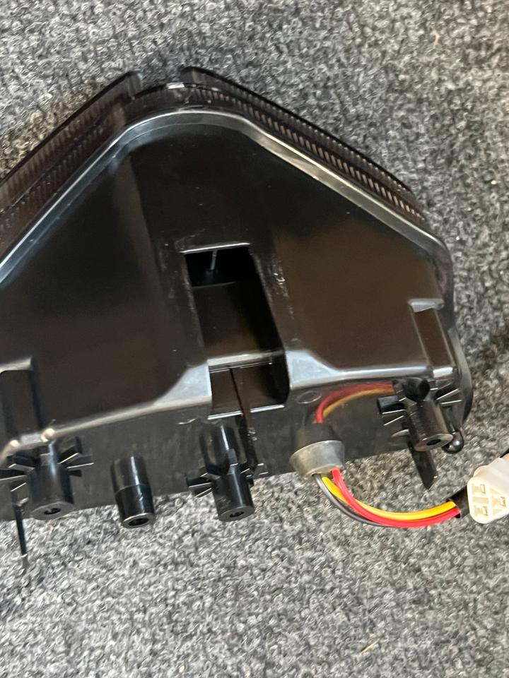 Suzuki gsxr 750 K7 Rücklicht neu led 42$