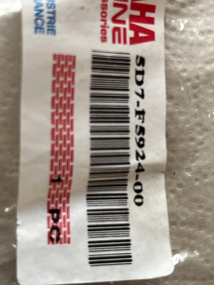 Yamaha MT 125 Schraube Bremsbeläge hinten 5D7-F5924-00