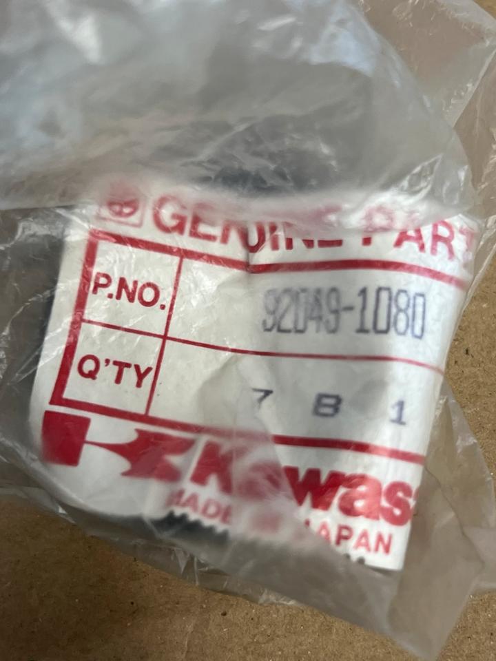 Kawasaki GPZ 305 gsbelsimmerring 92049-1080 15€