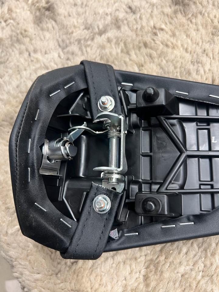 Yamaha r6 rj 27 Sozius Sitz Kissen 80€