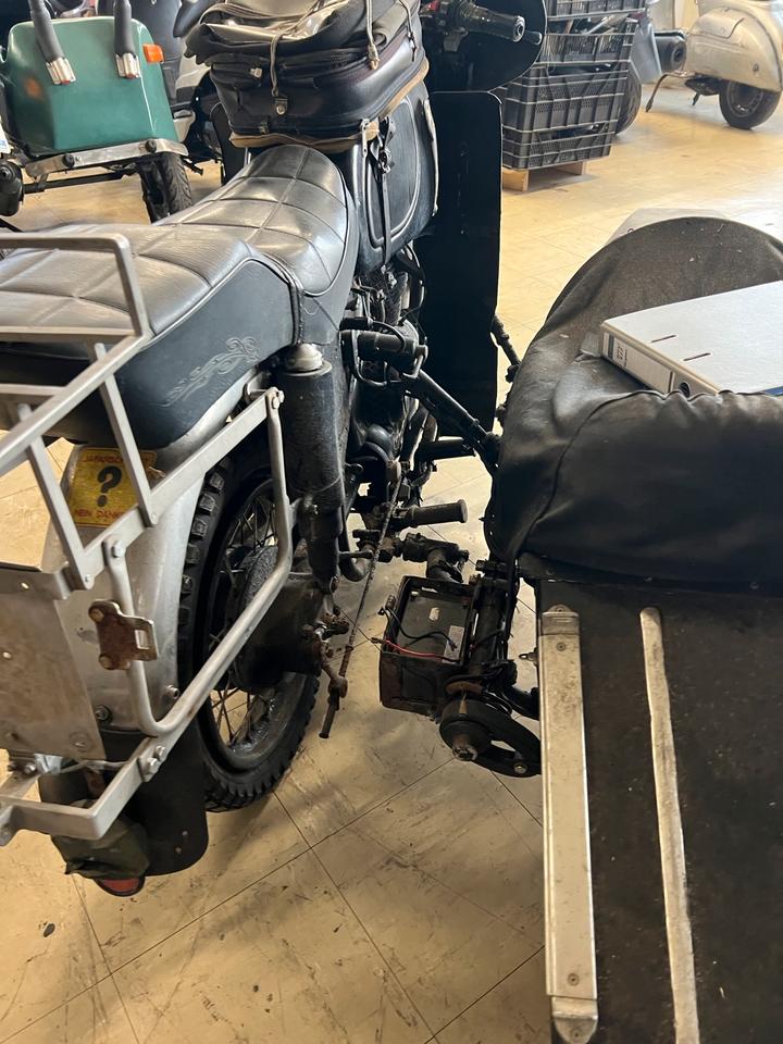 Bmw R 26 R 27 Gespann mit Steib 3900€