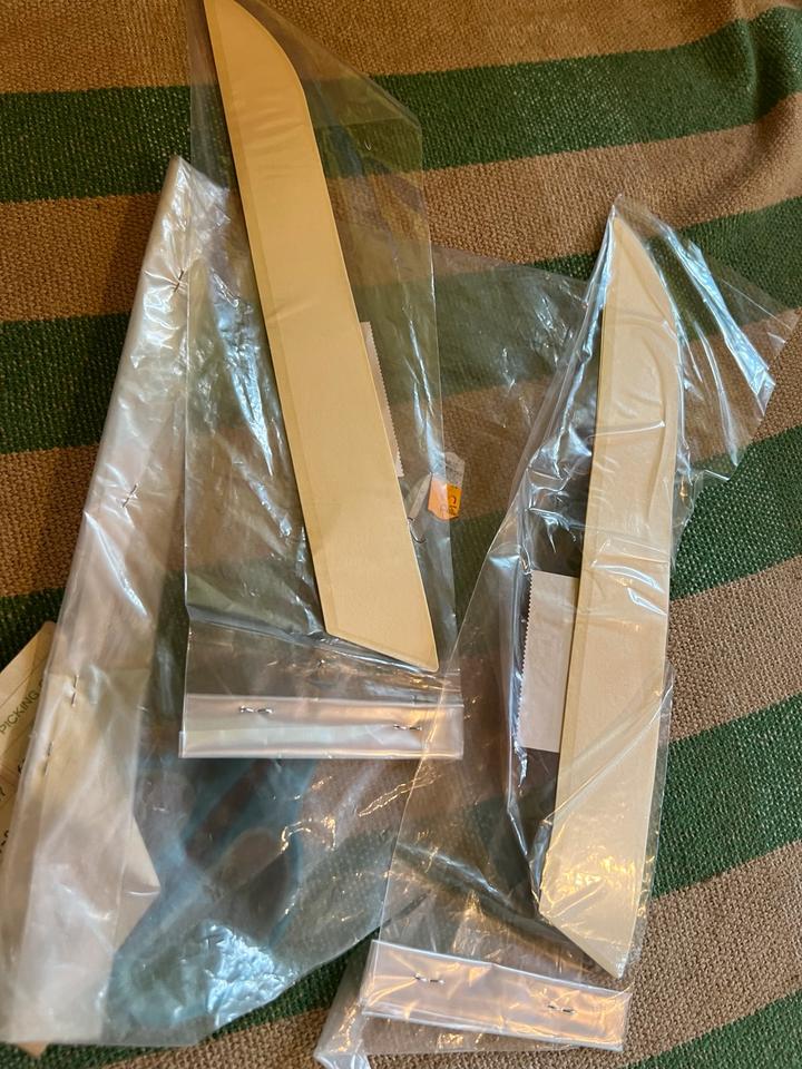 Suzuki GSXR 750 Aufkleber 68650-27A20-064