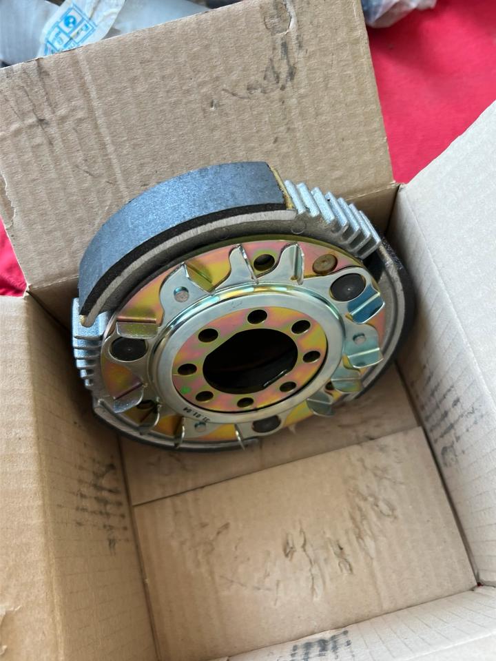 Piaggio Beverly 500 Kupplung 842343 neu Orginal