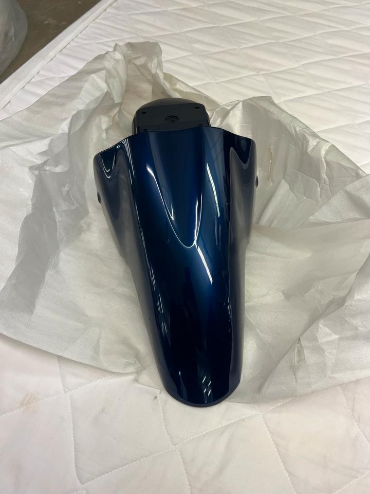 Suzuki 53111-04F00-Y7M XF 650 kotflügl vorne neu 80€