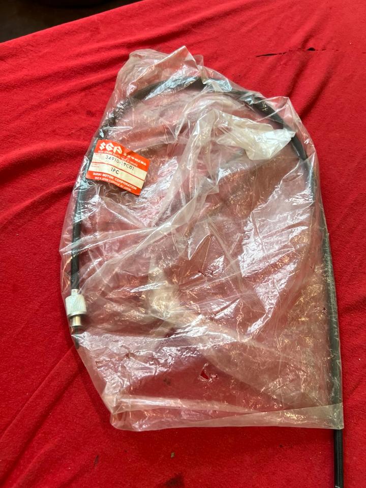 Suzuki gsxf 600 750 tachowelle 24910-19C01 neu 18€