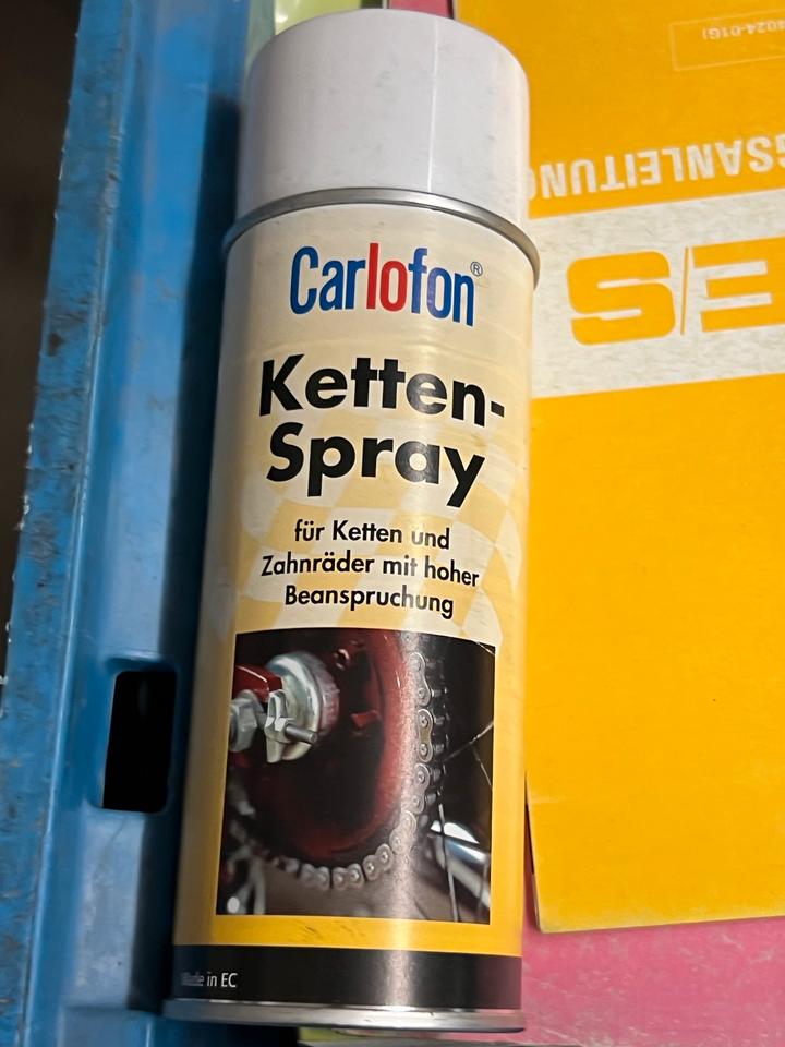 Kettenspray Motorrad Cross je 8€