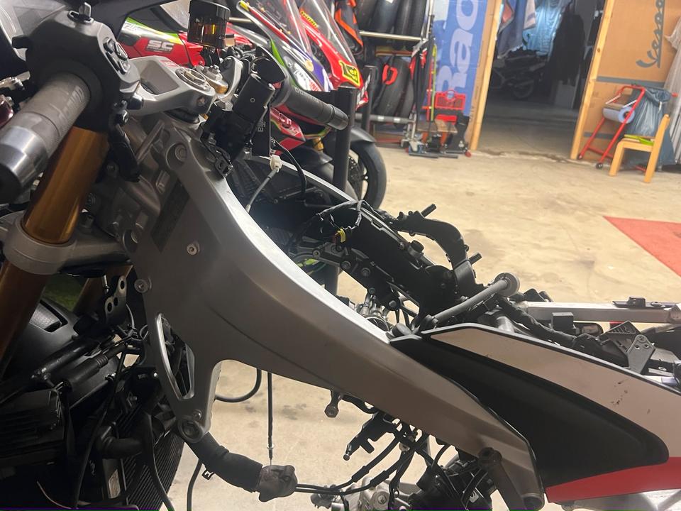 Aprilia RS 660 Rahmen mit Brief unfallfrei 2800€