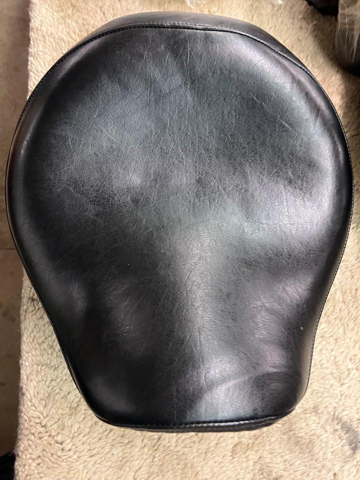 Yamaha XVS 1600 Sitz 4WM-24710-00-00