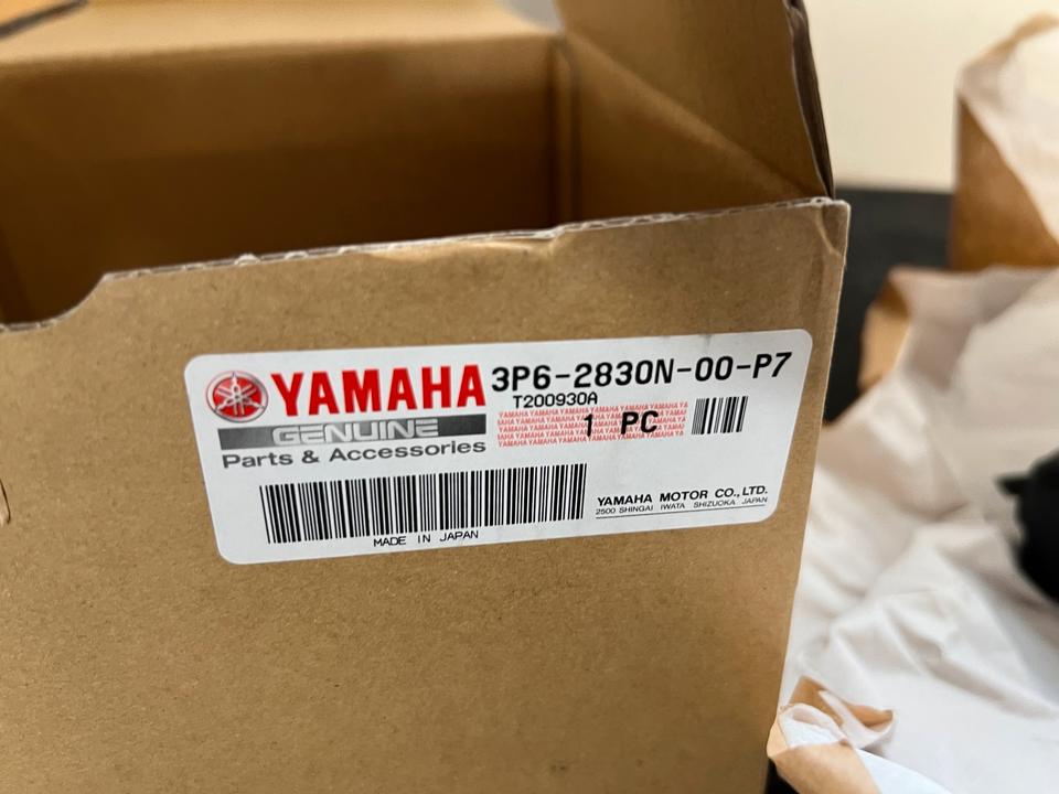 Yamaha FJR 1300 Gepäckfach Box 3P6- 2830N-00-P7 Handschuh Fach