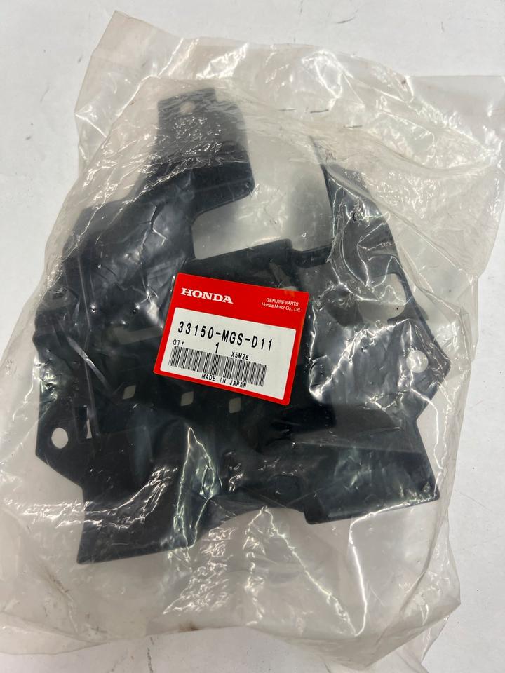 Honda NC750 Verkleidung Scheinwerfer 33150-MGS-D11 neu 20€