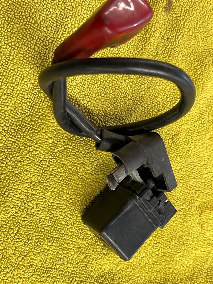 Kawasaki Z 1000 Anlasser Relais 15€