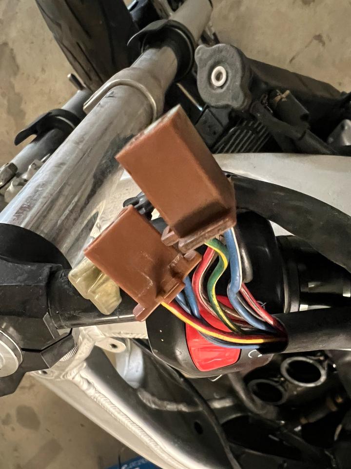 Lenkradschalter rechts Lichtschalter Yamaha r6 typ rj03 30€
