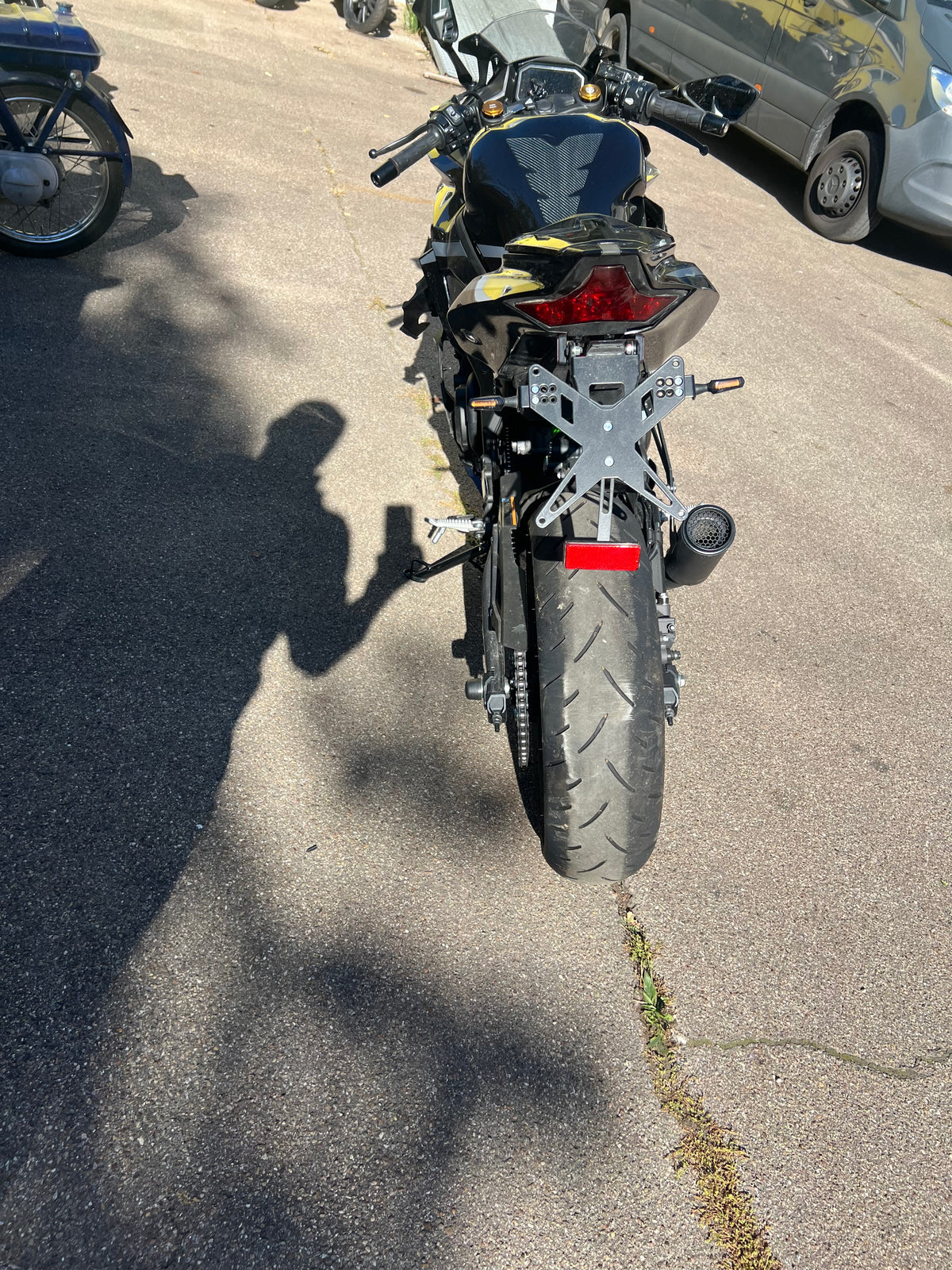 Kawasaki ZX4RR  von 2026 unfall 4500€