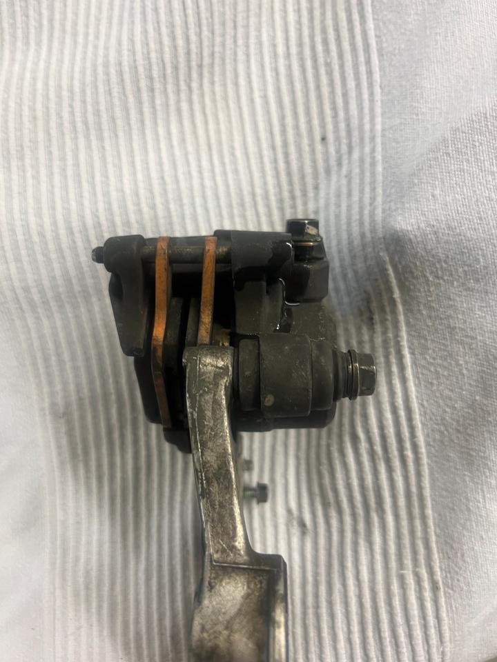 Honda cbr 900 sc 33 Bremssattel hinten bremszange hinten 50€
