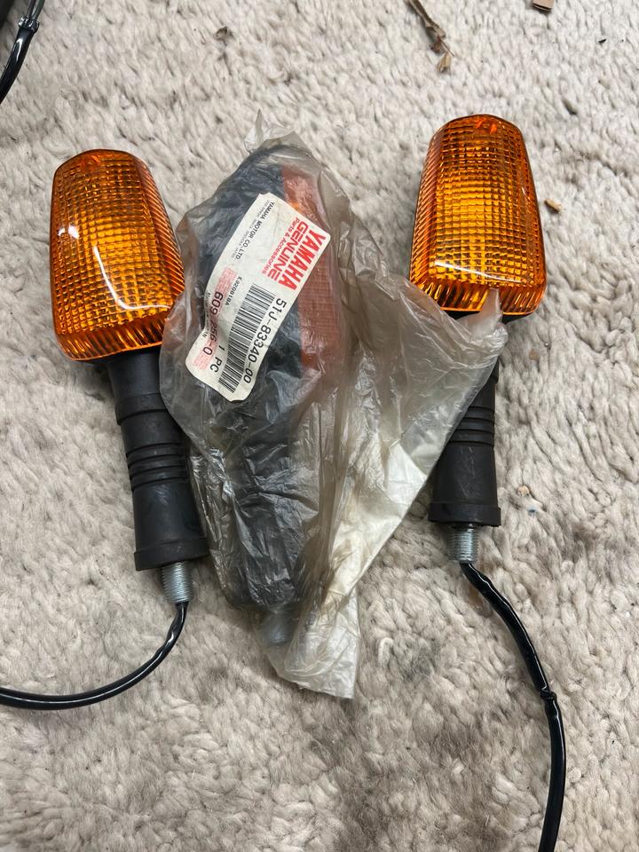 Yamaha xj 600 900 Blinker hinten 51J-83340-00 neu