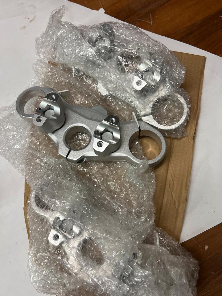 Mv Agusta brutale 800 Gabelbrücke Gabel Brille 8000B6245 neu