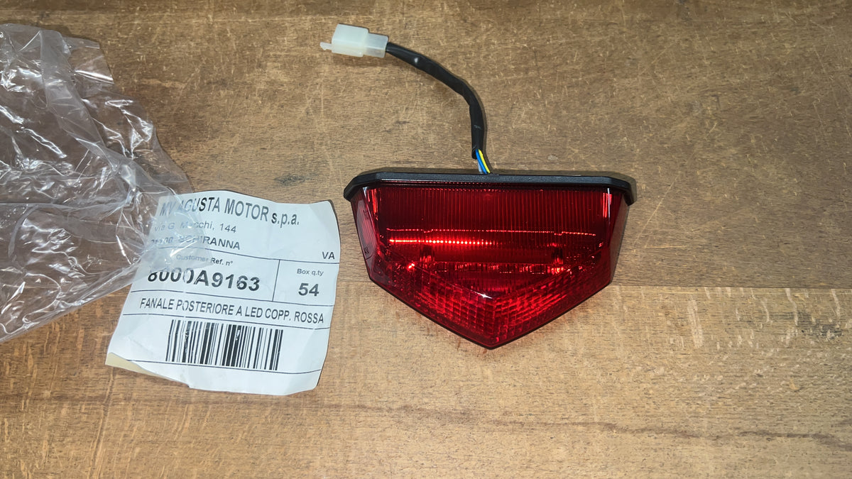MV Agusta Rücklicht neu 8000A9163 Rivale brutale F3 F4 neu 30€