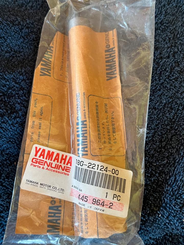 Yamaha DT 125 Schwinge Buchse neu 18G-22124-00 neu 20€