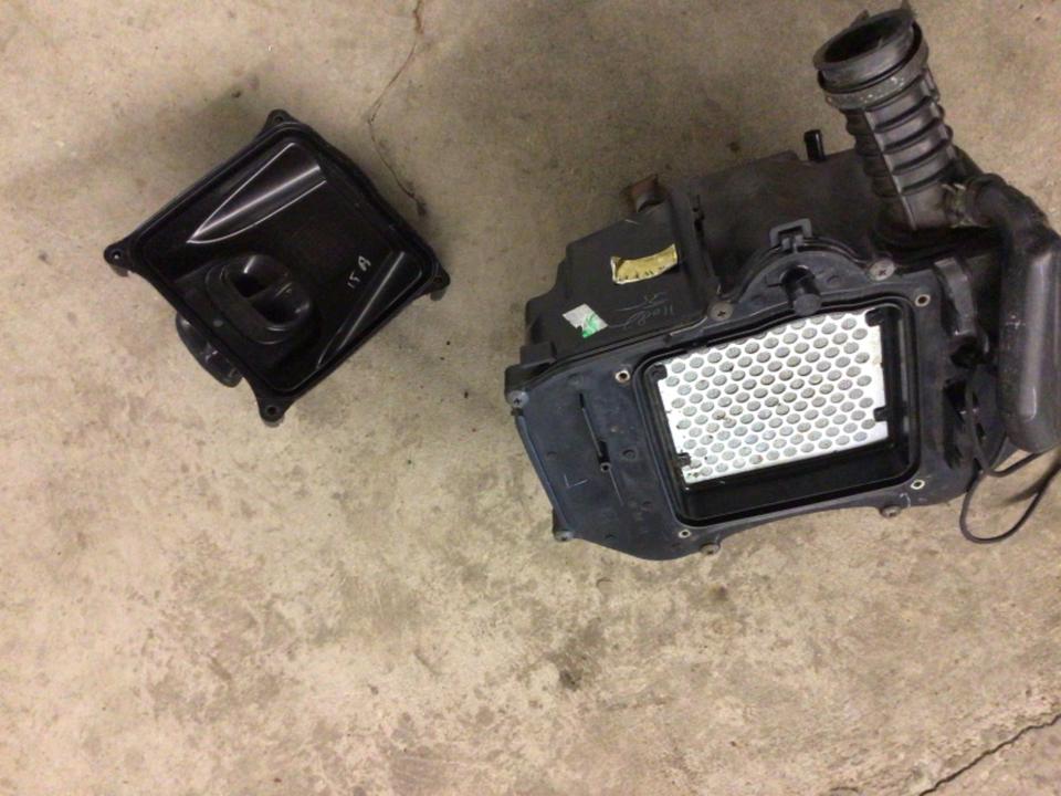 Honda cbf 125 Luftfilterkasten komplett 30€